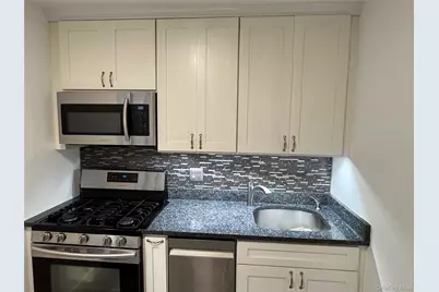 54-25 Valles Avenue #2A, Bronx, NY 10471 - Photo 5