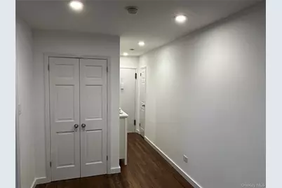 54-25 Valles Avenue #2A, Bronx, NY 10471 - Photo 3