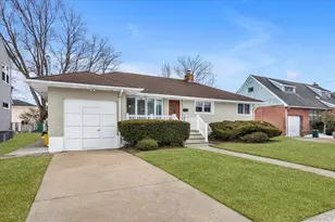 155 Atlantic Ave, Massapequa Park, NY 11762 - Photo 17