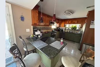 109 Elliot Street, South Merrick, NY 11566 - Photo 13