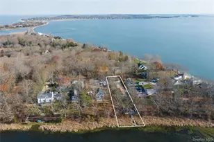 1500 Trumans Path, East Marion, NY 11939 - Photo 15