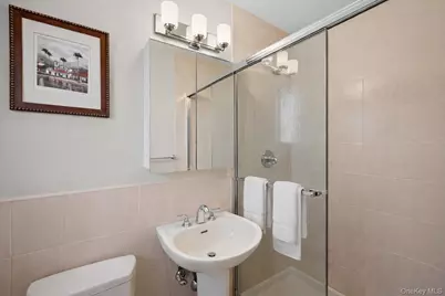 1981 Cynthia Lane, Merrick, NY 11566 - Photo 25