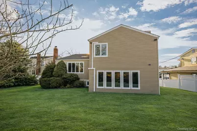 1981 Cynthia Lane, Merrick, NY 11566 - Photo 29