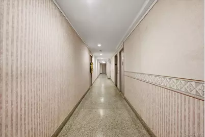 266 Pelham Road #4E, New Rochelle, NY 10805 - Photo 9