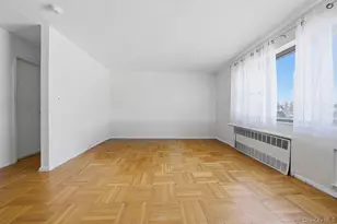 266 Pelham Rd, New Rochelle, NY 10805 - Photo 11