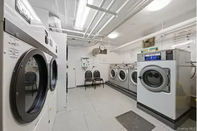 266 Pelham Road #4E, New Rochelle, NY 10805 - Photo 21