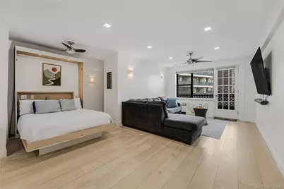 640 Pelham Road #3L, New Rochelle, NY 10805 - Photo 1