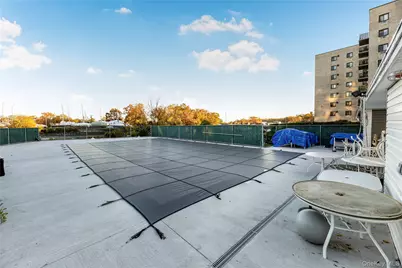 640 Pelham Road #3L, New Rochelle, NY 10805 - Photo 17