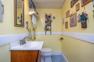 34 Mountain View Ave, Pearl River, NY 10965 - Photo 27