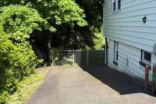 34 Mountain View Ave, Pearl River, NY 10965 - Photo 25