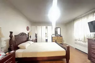 71-43 Park Dr E, Kew Gardens, NY 11367 - Photo 5