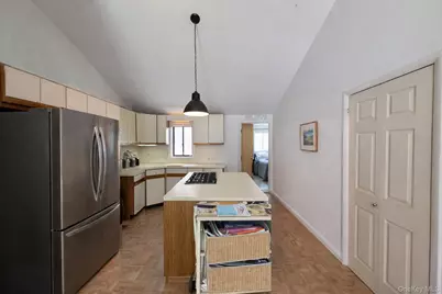 17 Oneida Avenue, Selden, NY 11784 - Photo 5