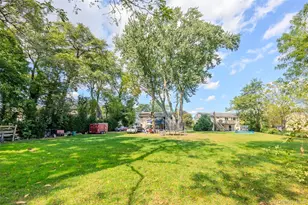 75 Oak St, Amityville, NY 11701 - Photo 7