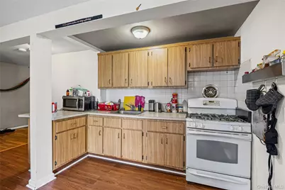 75 Oak Street, Amityville, NY 11701 - Photo 25