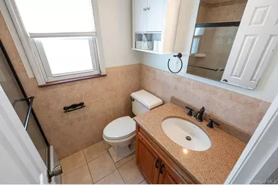 840 Jerusalem Avenue, Merrick, NY 11566 - Photo 11