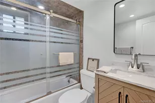 512 Links Dr E, Oceanside, NY 11572 - Photo 11