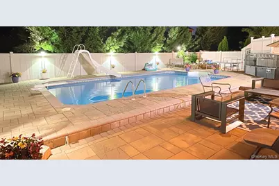 512 Links Drive E, Oceanside, NY 11572 - Photo 19