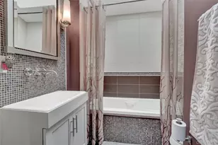 512 Links Dr E, Oceanside, NY 11572 - Photo 11