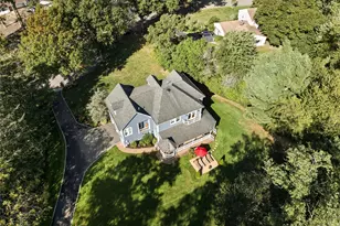 6 Empire Ct, Dix Hills, NY 11746 - Photo 29