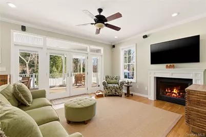 6 Empire Court, Dix Hills, NY 11746 - Photo 11