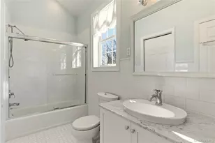 6 Empire Ct, Dix Hills, NY 11746 - Photo 21