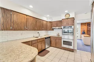 61 Hofstra Dr, Plainview, NY 11803 - Photo 17