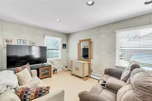 61 Hofstra Dr, Plainview, NY 11803 - Photo 21