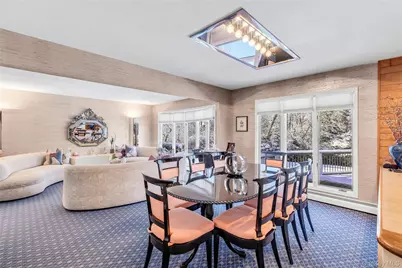 61 Hofstra Drive, Plainview, NY 11803 - Photo 9