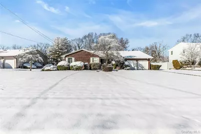 61 Hofstra Drive, Plainview, NY 11803 - Photo 1