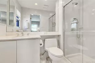 61 Hofstra Dr, Plainview, NY 11803 - Photo 25