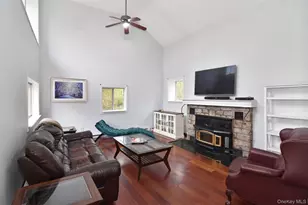 16 Oskar Dr, Mahopac, NY 10541 - Photo 11