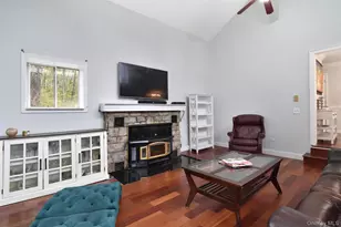 16 Oskar Dr, Mahopac, NY 10541 - Photo 13