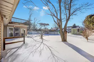 44 Seley Dr, North Babylon, NY 11703 - Photo 3