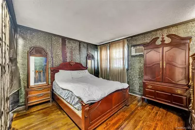 44 Seley Drive, North Babylon, NY 11703 - Photo 13