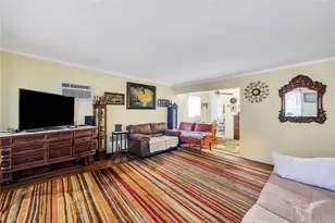 44 Seley Dr, North Babylon, NY 11703 - Photo 5