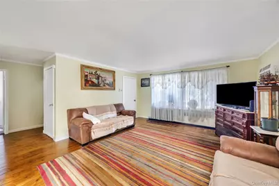 44 Seley Drive, North Babylon, NY 11703 - Photo 7