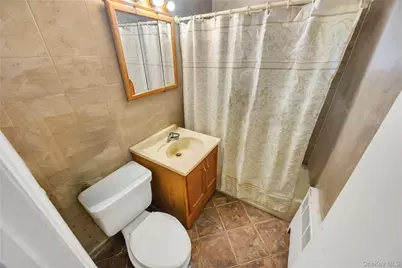 44 Seley Drive, North Babylon, NY 11703 - Photo 15