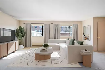 27 Bond Street #B, Great Neck, NY 11021 - Photo 3