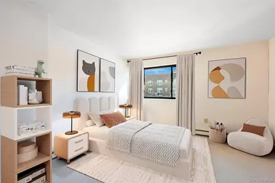 27 Bond Street #B, Great Neck, NY 11021 - Photo 9