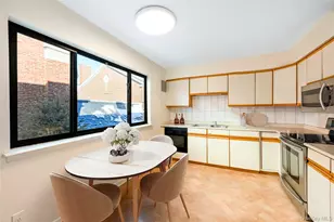 27 Bond St, Great Neck, NY 11021 - Photo 5