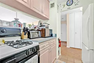 138-35 Elder Ave, Flushing, NY 11355 - Photo 7