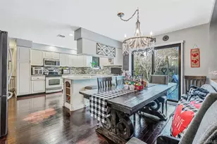 10 Alpine Ct, Smithtown, NY 11787 - Photo 13