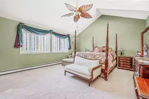 10 Alpine Ct, Smithtown, NY 11787 - Photo 31