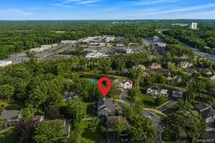 10 Alpine Ct, Smithtown, NY 11787 - Photo 49