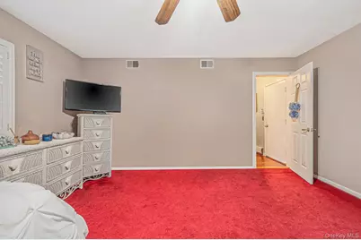 10 Alpine Court, Smithtown, NY 11787 - Photo 29