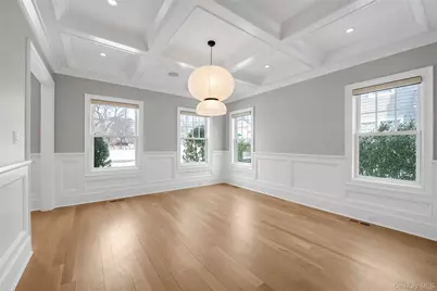 36 Fenimore Avenue, Garden City, NY 11530 - Photo 3