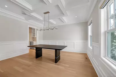 36 Fenimore Avenue, Garden City, NY 11530 - Photo 5