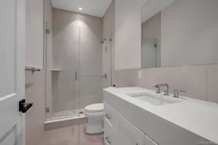 36 Fenimore Ave, Garden City, NY 11530 - Photo 27