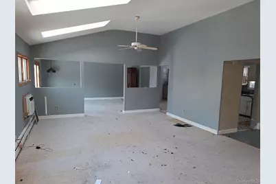 5 Julia Circle, East Setauket, NY 11733 - Photo 5