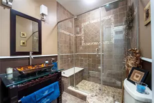 75-05 60th Pl, Glendale, NY 11385 - Photo 3